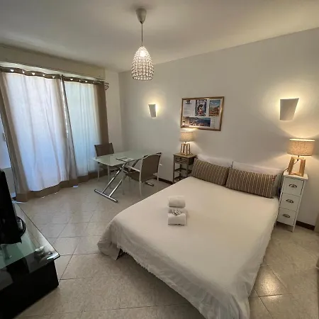 Apartment 28 M2 Au Calme A